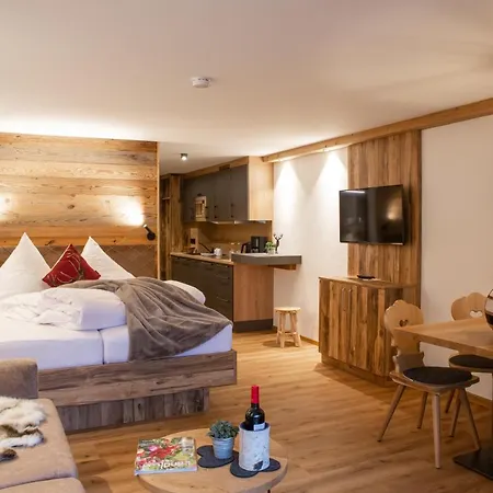 Brunnenhof Oberstdorf - Ferienwohnungen Mit Hotel Service Buitenkant foto