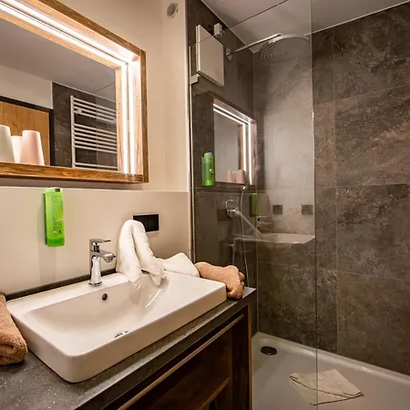 Brunnenhof Oberstdorf - Ferienwohnungen Mit Hotel Service Buitenkant foto