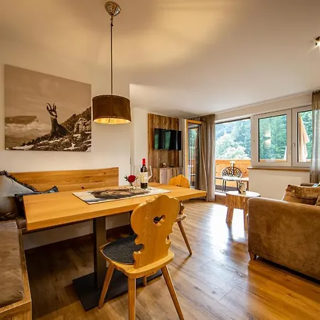 Brunnenhof Oberstdorf - Ferienwohnungen Mit Hotel Service Buitenkant foto