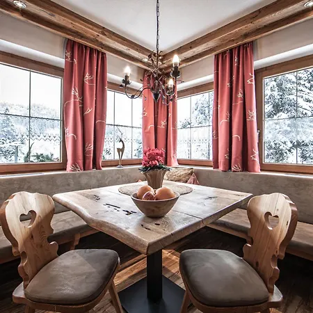 Brunnenhof Oberstdorf - Ferienwohnungen Mit Hotel Service Buitenkant foto