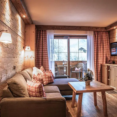 Brunnenhof Oberstdorf - Ferienwohnungen Mit Hotel Service Buitenkant foto